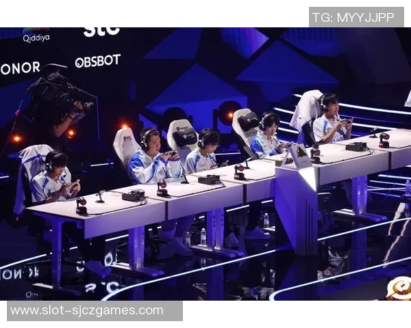 电竞新闻深入探讨王者荣耀RNG战队的意识与团队协作在比赛中的关键作用